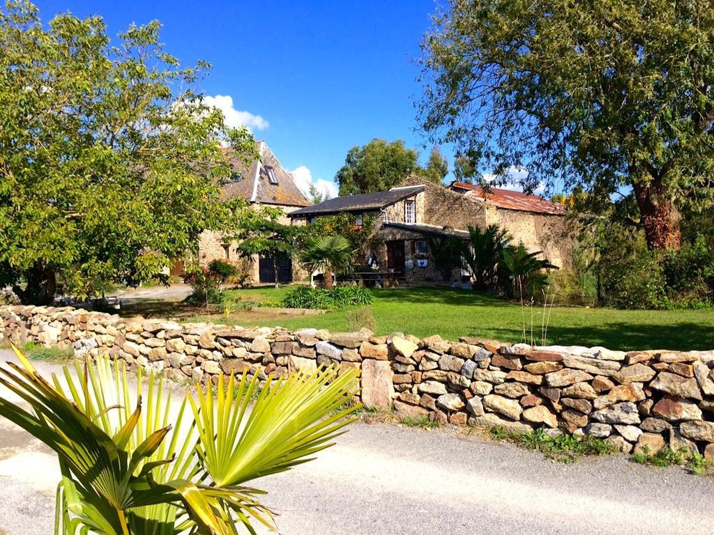 D'hôtes Du Manoir Du Salmon Alojamento de Acomodação e Pequeno-almoço 3*
